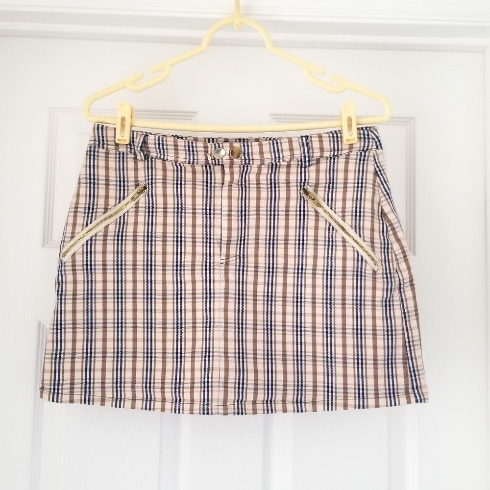 Forever 21 Junior's Mini Skirt